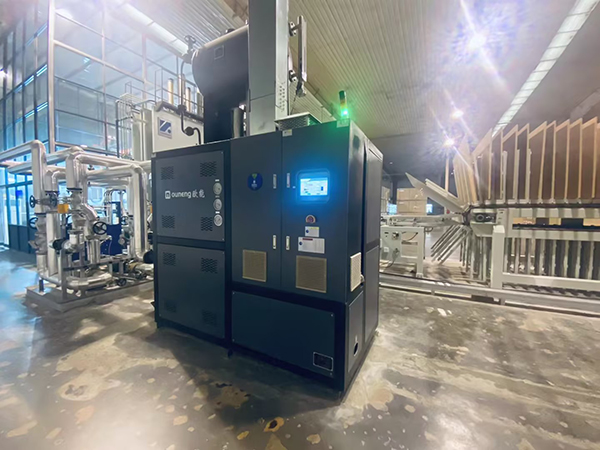 地板成型熱壓機(jī)有機(jī)熱載體導(dǎo)熱油爐「歐能機(jī)械」 其他行業(yè)控溫解決方案